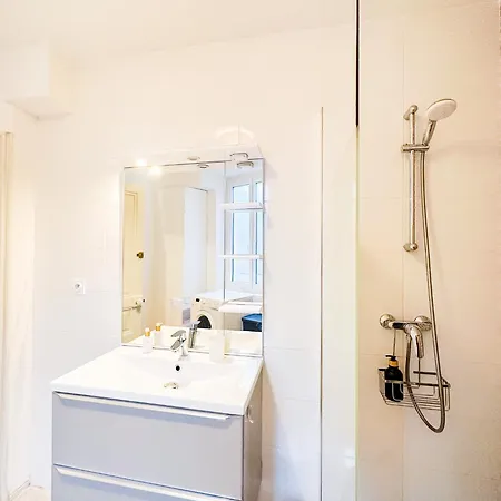 L'haussmannien - Elegance & Confort, Vue Parc En Centre-ville, Climatisation Et Parking Prive شقة بزييه