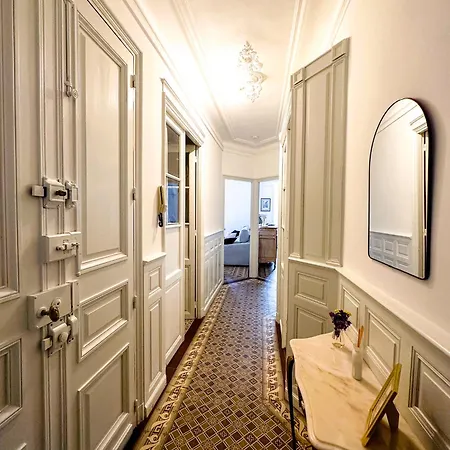 Apartamento Augustin Haussmannien - Hyper Centre, Balcon, Vue Parc, Climatisation&parking Privé *